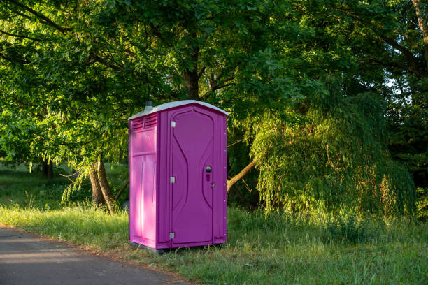 Porta potty delivery and setup in Marion, MS